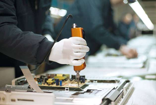Mikro-Sensor-Schraubsysteme werden für die prozesssichere Montage von Kleinstschrauben eingesetzt. 