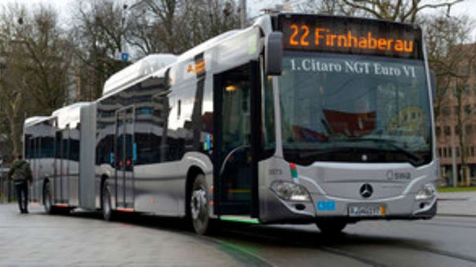Die gesamte Busflotte in Augsburg fährt mit erneuerbarem Biomethan.