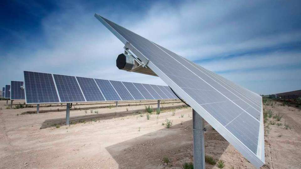 Die neue Solaranlage in Hughenden, Queensland, soll bis Ende Oktober 2017 voll funktionsfähig sein.