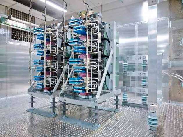  Das MACH-Steuerungssystem ist Teil des digitalen Angebots ABB Ability von ABB und funktioniert wie das Gehirn von Statcom.