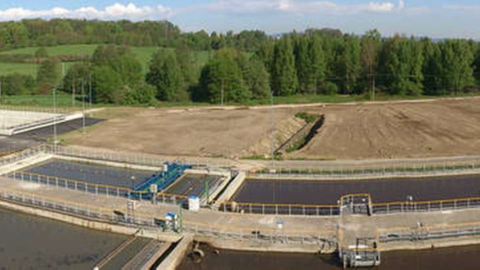 Auch kleine Anlagen sollen wertvolle Inhaltsstoffe aus dem Klärschlamm ökonomisch und ökologisch gewinnen.