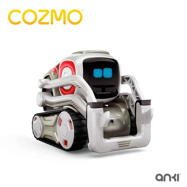 Cozmo, der kleine Spiele-Roboter von Anki, ist charmant, ein bisschen frech und unberechenbar. Er ist ein kleiner Kerl mit eigenem Willen, der einige Tricks auf Lager hat. Zum Beispiel stupst er den Benutzer an, wenn er mit ihm spielen möchte. Preis: 229,99 €.