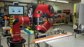 Der kollaborative Roboter Sawyer von Rethink Robotics bei der Arbeit. Mit Intera 5.2, der neuesten Version seines Betriebssystems, liefert er einen tieferen Einblick in unternehmenskritische Daten.