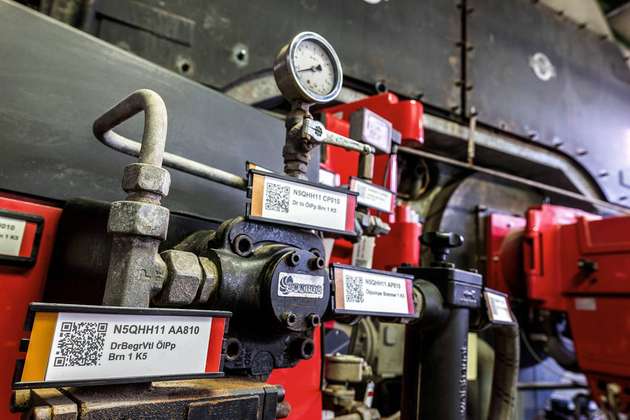 Jedes Aggregat auf lange Sicht eindeutig markiert und dokumentiert: K+S hat am Standort Sigmundshall ein Kraftwerk-Kennzeichensystem eingeführt.