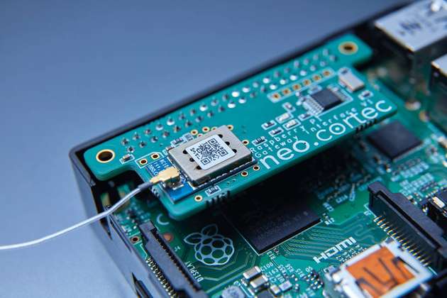 Das Neo-Gateway nutzt die integrierte Platine des Raspberry Pi. Mit dem Entwicklungs-Kit lassen sich NeoMesh-Netzwerke schnell und einfach testen.