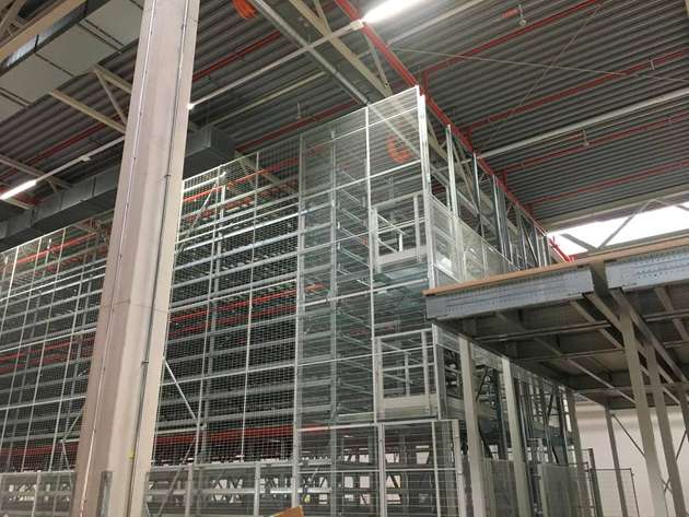 Die A&D konnte die Baustelle des Logistikzentrums im Zuge eines Rundgangs besichtigen.