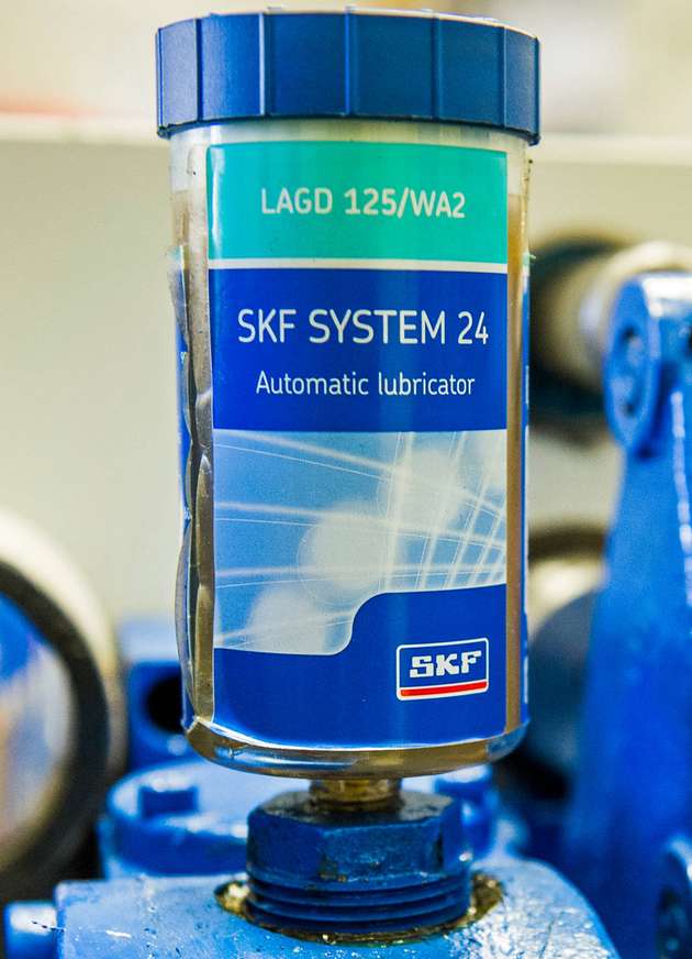 Höhere Zuverlässigkeit: Die Bandbreite der Schmierungslösungen aus dem Hause SKF reicht vom kompakten automatischen Einpunkt-Schmierstoffgeber ...