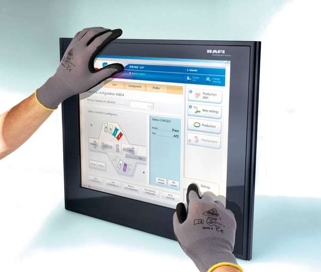 Glasscape-Touchscreens lassen sich mit Arbeits- oder Steril-Handschuhen bedienen. Versehentliche Berührungen durch Handballenablage löst keine Eingabe aus.