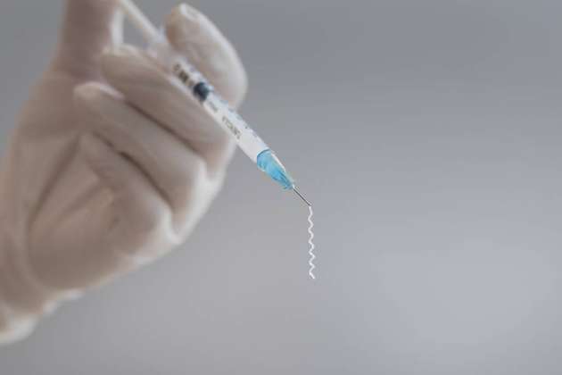 Highly viscous filled syringe – prefilled with a pharma dosing system