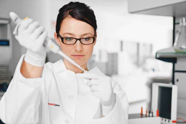 Im Laborgeschäft trifft Endress+Hauser häufig auf die gleichen Kunden wie in der Prozesstechnik. Die Firmengruppe, zu der auch Analytik Jena gehört – ein Hersteller analytischer Instrumente und bioanalytischer Systeme – unterstützt sie vom Labor bis in den Prozess, von der Forschung über die Produkt- und Verfahrensentwicklung bis zur Produktion.
