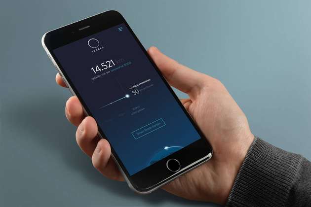 In einer App lässt sich die gewünschte Abfahrtszeit einstellen. Dazu gibt es Infos über die Ladegeschwindigkeit oder die eigene Stromerzeugung.