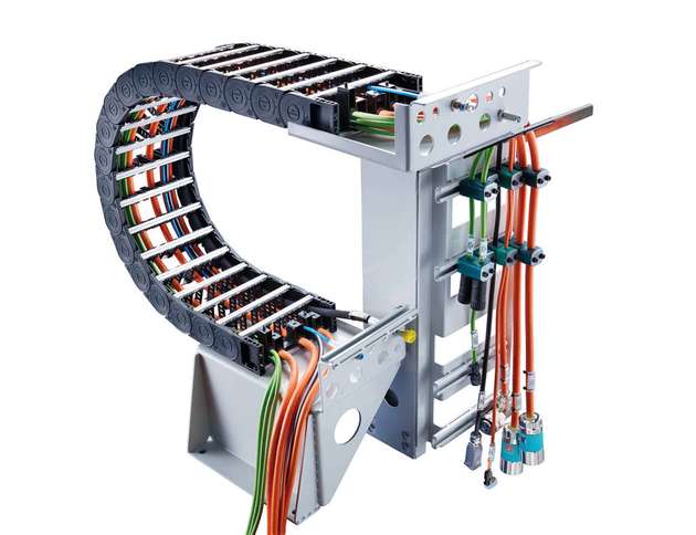 Tsubaki Kabelschlepp bietet mit Totaltrax anschlussfertige Komplettsysteme, die nach Kundenanforderungen gefertigt werden.