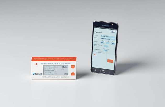 Die Medikamentenverpackung Medical Prescription mit E-Paper-Display und Bedientasten. Eine speziell entwickelte App überträgt via Bluetooth die Einnahmeverordnung an die digitalisierte Faltschachtel.