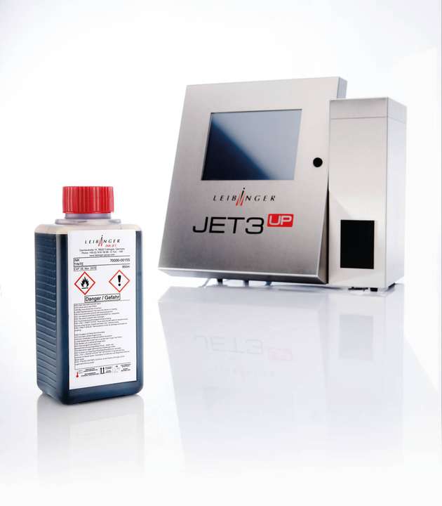 Leibinger hat die hitzeresistente Tinte für den JET3up PI entwickelt. Der CIJ-Drucker kennzeichnet Produkte, ohne sie berühren zu müssen.