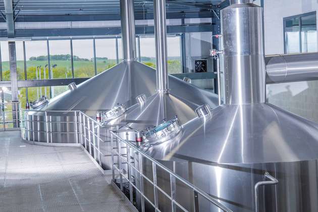 Sudhaus von Ziemann Holvrieka: Das Unternehmen bietet die komplette Brauereitechnik von der Malzannahme bis zum Drucktankkeller an.