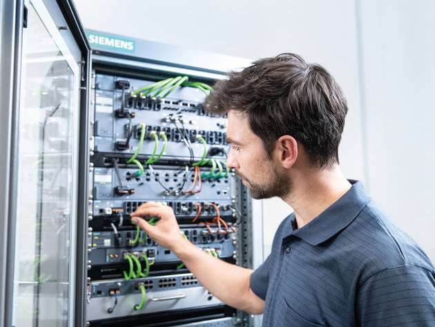 Übersichtliche und komfortable Vorort-Diagnose von Scalance X Gigabit-Switches