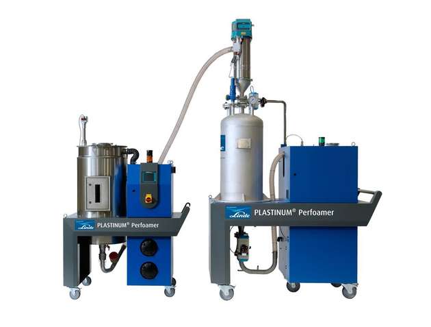 Die Fertigungszelle Plastinum Perfoamer ermöglicht es, das für Plastinum Foam Injection Moulding erforderliche Prozessequipment problemlos in vorhandene Spritzgussanlagen zu integrieren.