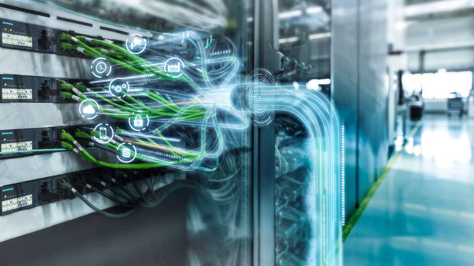 Siemens begrüßt die von der OPC Foundation kürzlich bekanntgegebene Initiative, die Standardisierungs- und Harmonisierungsaktivitäten für OPC UA auch auf TSN-fähige Ethernet-Netzwerke für die Feldebene auszuweiten.