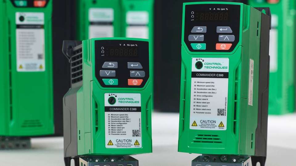 Commander C, die neue Frequenzumrichter-Serie Frequenzumrichter-Reihen Commander C200 und C300.