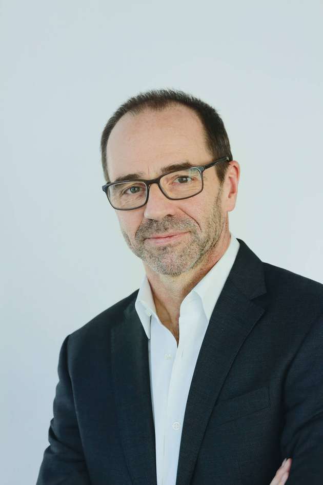 XXXXxx xxXxxx xXXXxxx