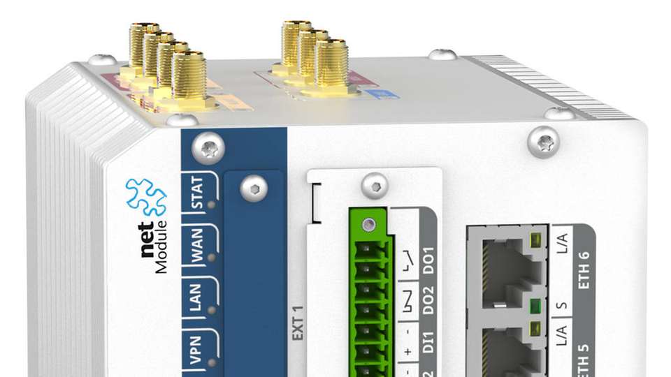 Erstmals bei NetModule: Der Industrie-Router NB1810 mit PoE+.