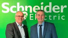 Philippe Briard (rechts) folgt als Geschäftsführer von Schneider Electric Automation auf Ottmar Himmelsbach.