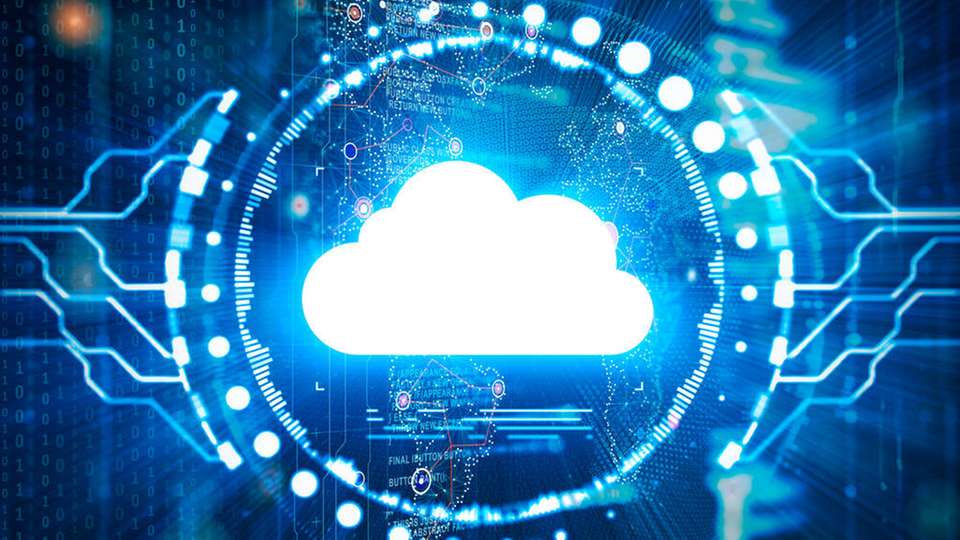 Wie die Rolle der IT im Zuge der Digitalisierung aussehen kann, erklären Jonas Schaub, Vorstand Elunic und Dr. Josef Waltl, Global Segment Lead – Industrial bei Amazon Web Services (AWS) im Interview.