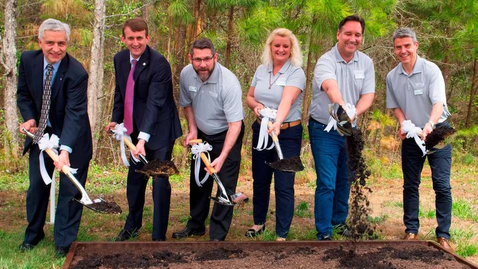 Im neuen Fertigungsgebäude in Virginia will Erni Steckverbinderprodukte für den US- und Weltmarkt produzieren.