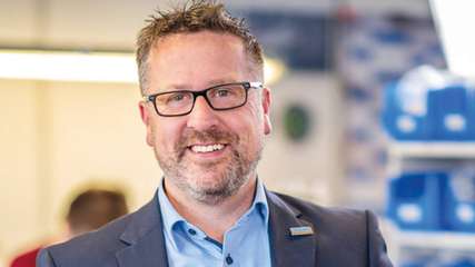 Mit über 20 Jahren Berufserfahrung in der Elektronikdistribution leitet Stefan Barrig als Division Manager Industrial den europäischen Industrieelektronikbereich bei Heilind. Unter seiner Leitung wurde der Service-Level zum Top-Asset des Spezialdistributors. Nach dem Markteintritt 2015 führt er das Unternehmen nun nach Ostmitteleuropa.