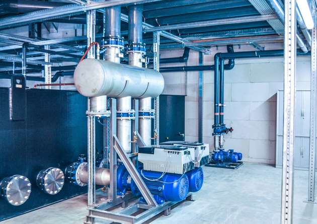 Zu den energiesparenden Konstruktionsmerkmalen der Ecopro-2.0-Kälteanlagen gehören bedarfsgerecht regelbare Pumpen.