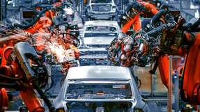 Roboterarme sind mittlerweile in zahlreichen Branchen und Produktionen im Einsatz. Höchste Zeit also, sich die Spitzenreiter unter diesen einmal genauer anzusehen.