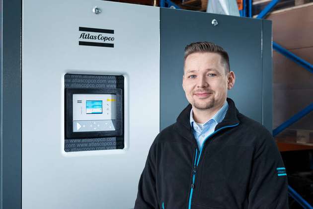 Ronny Toepke, Stickstoffexperte bei Atlas Copco: „Unsere Stickstoffgeneratoren erzeugen ein hochreines Gas mit extrem niedrigen Energieeinsatz. Der Druckluftfaktor beträgt bei uns nur etwa 5,6. Am Markt sind eher Werte von 10 bis 12 gängig.“