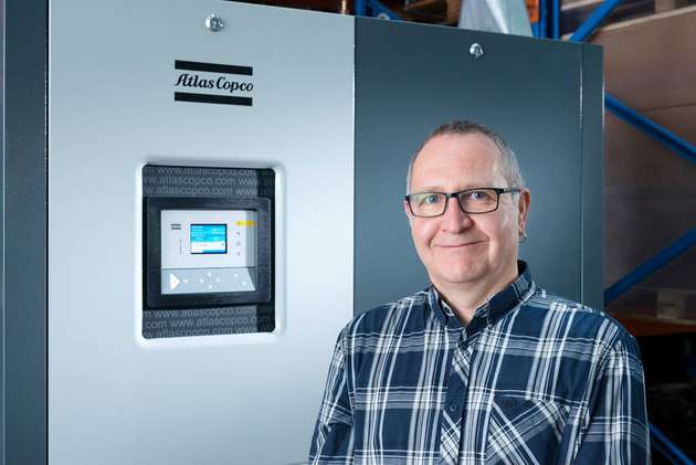 Sven Vogel ist Geschäftsführer von Atlas Copcos Handelspartner Luft-Vogel Drucklufttechnik in Neunkirchen. Mit seinem Team hat er die Anlage für Huf Electronics in Ratingen installiert.