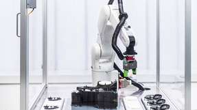 Mit der Software Pitasc können einmal programmierte Montageanwendungen wiederverwendet und zum Beispiel auch mit anderen Robotern genutzt werden.