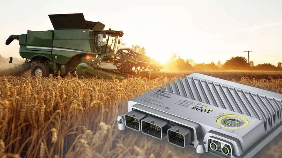 Safety für Agrarmaschinen: B&R stellt auf der Agritechnica 2019 Bediengeräte für die sichere Automatisierung von Agrarfahrzeugen vor.