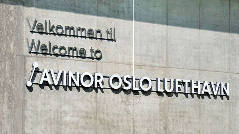 Der von Avinor betriebene Flughafen Oslo setzt für das Management seiner Elektrobusflotte eine Lösung von The Mobility House ein.