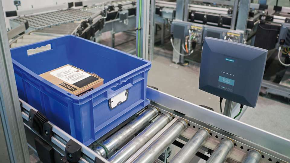 Die automatische Identifikation per RFID oder optischen Codes ist ein wichtiges Element für die Digitalisierung der Industrie.