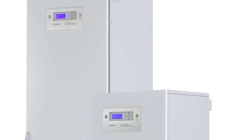 Lithium-Ionen-Speicher für Häuslebauer: Engion Family gibt es mit einer Speicherkapaziätät bis 13,8 kWh,  Engion Home bis 6,9 kWh.