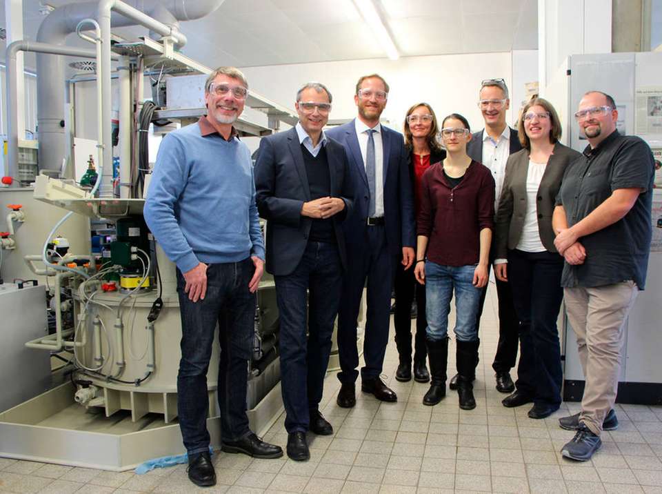 Gunstigere Batterien Elektrodenfolie Durch Kompositgalvanoformung