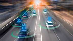 Ohne eine abgestimmte 5G-Testumgebung gestaltet sich die Entwicklung von Anwendungen für vernetzte Fahrzeuge oftmals schwierig.