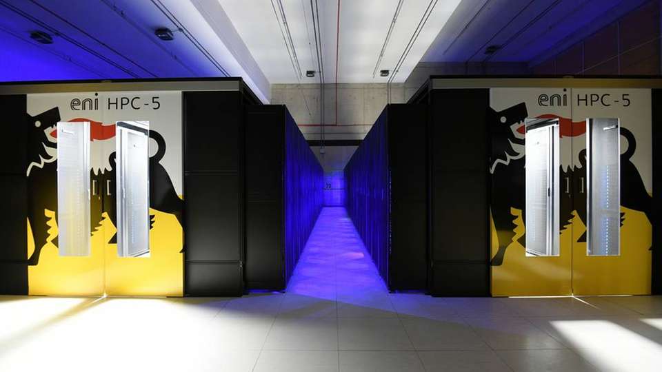 Der HPC5-Supercomputer, der bei Eni in Italien eingesetzt wird, erreicht eine Spitzenleistung von 52 Petaflops.