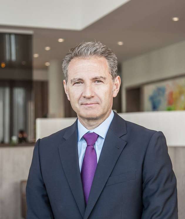 Dr. Werner Benade, Geschäftsführer für den Bereich Aftermarket und Special Applications, verlässt Hella zum 31. März 2020.
