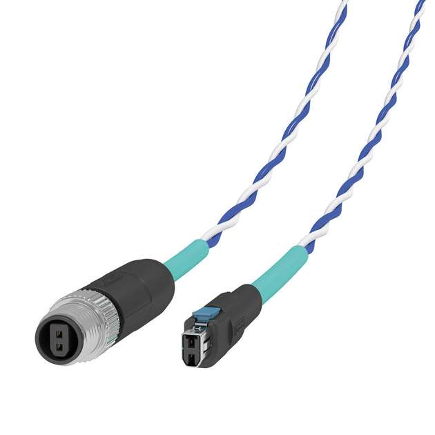 Der SPE-Stecker von Phoenix Contact baut im Vergleich zur RJ45-Variante um etwa 75 Prozent kleiner.