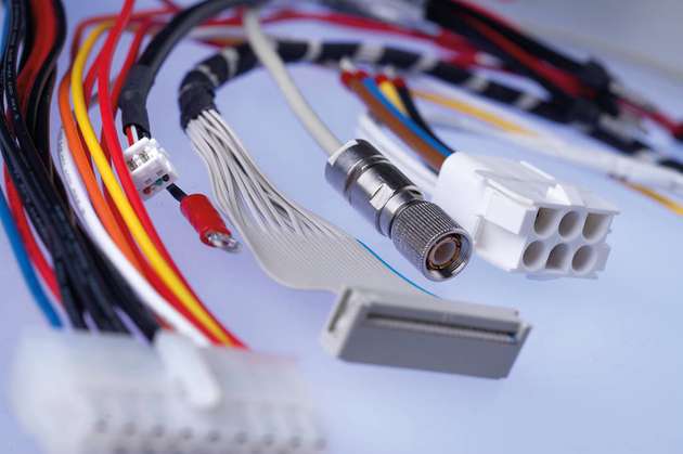Anschlussfertige Kabelsysteme – mit passender Steckerlösung