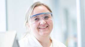 Annemarie Brandstetter studierte Medizintechnik an der Fachhochschule in Linz. Sie arbeitet bei Viscotec als Produktmanagerin und stellvertretende Abteilungsleiterin Hygienic Solutions, wo sie sich vor allem mit Dosiertechnologie zur Abfüllung von hochviskosen Arzneimitteln und Medizinprodukten befasst.