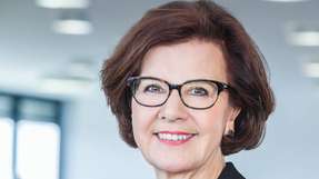 Dr. Marie-Luise Wolff ist seit 1. Juli 2013 Vorstandsvorsitzende von Entega und seit Juni 2018 Präsidentin des Bundesverbands der Energie- und Wasserwirtschaft (BDEW). Nach dem Studium der Anglistik und Musikwissenschaft in Deutschland, England und den USA sowie der Promotion an der Universität zu Köln begann sie ihre Industrie-Laufbahn 1987 bei der Bayer.