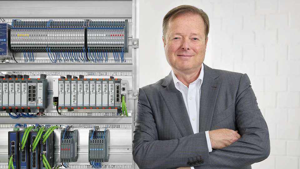 Udo Lütze leitet in zweiter Generation die Lütze International Group. Herzstück ist die Friedrich Lütze GmbH in Weinstadt bei Stuttgart. Seit über 60 Jahren entwickelt und fertigt man Komponenten und Systemlösungen für Automatisierung und Bahntechnik. Das Familienunternehmen investiert im Branchenvergleich überdurchschnittlich in F&E.