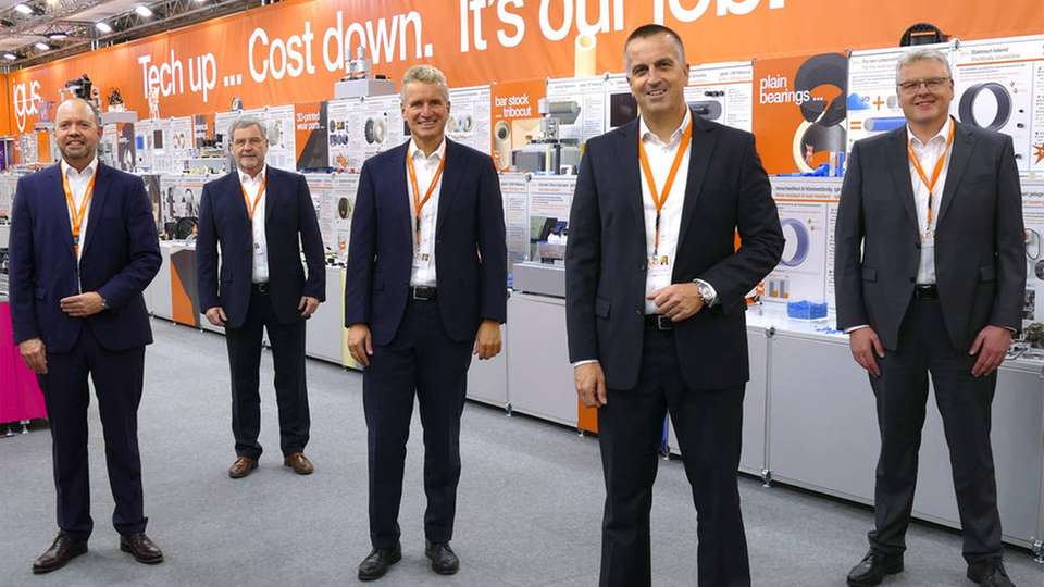 Von links nach rechts: Igus erweitert seine Geschäftsführung um Michael Blass, Gerhard Baus, Frank Blase, Tobias Vogel und Artur Peplinski.
