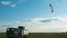 Erfolgreiches Crowdfunding: Enerkite will mit dem frischen Geld unter anderem ein vollautomatisches Start- und Landesystem entwickeln und die neue, ultraleichte Flügelgeneration aus Kohlefaser erproben. 