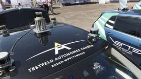 Verschiedene Sensoren sammeln Informationen über automatisierte Fahrzeuge und ihre Umgebung. Deren Auswertung ist eine wahre Herkulesaufgabe.